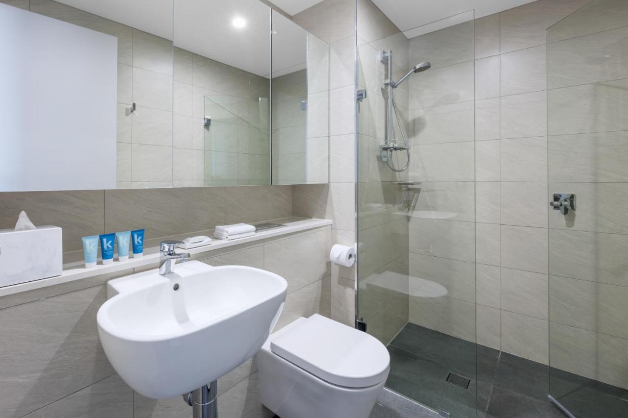 Meriton Suites Chatswood Sydney Exteriér fotografie A bathroom in a hotel